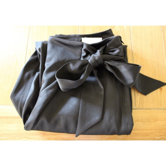 WHBM Bow Belt Satin Tapered Ankle Pants 2 Long NWT - Picture 9 of 9